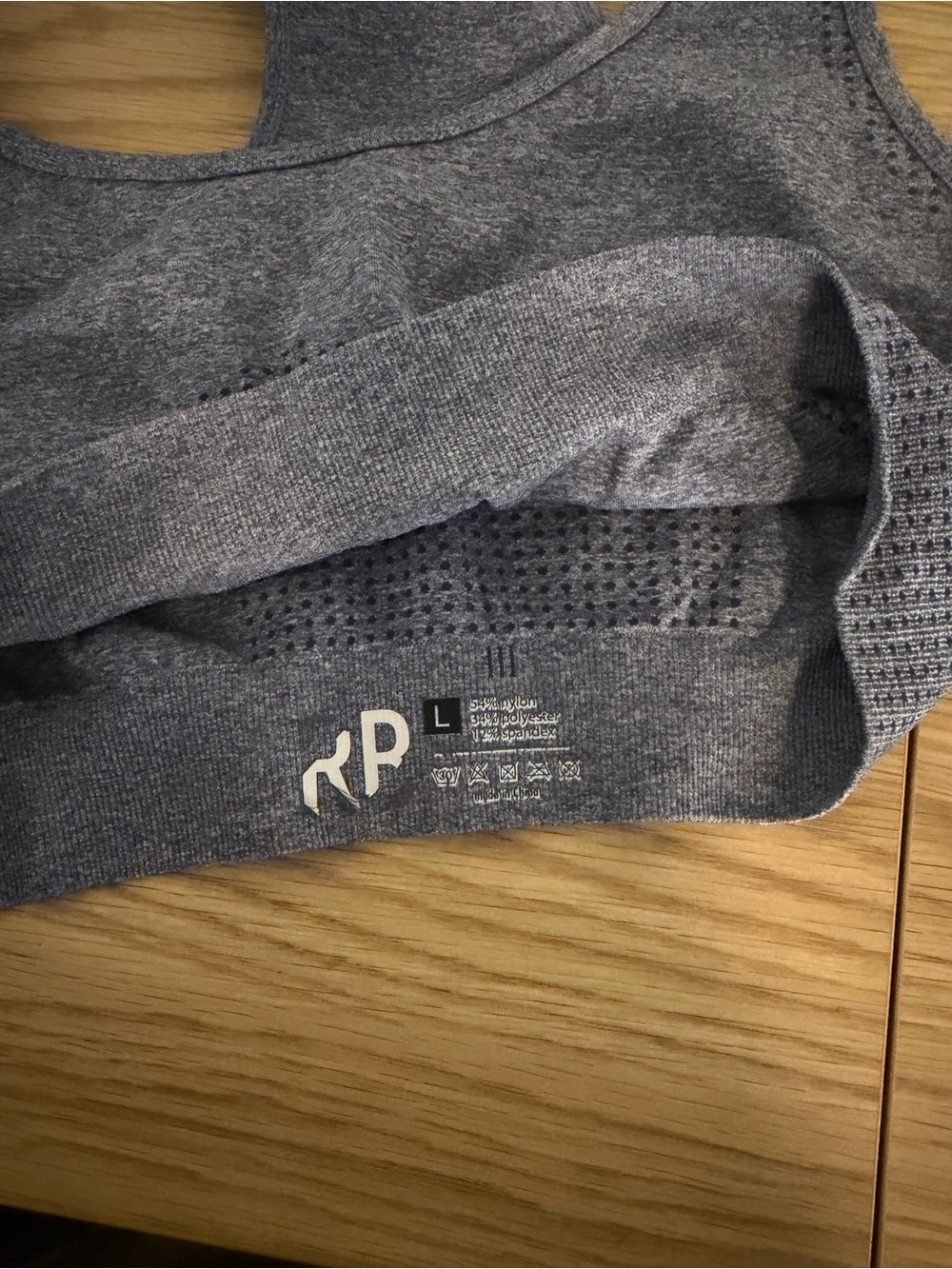 Seamless Performance Racerback Sports Bra - Picture 3 of 3